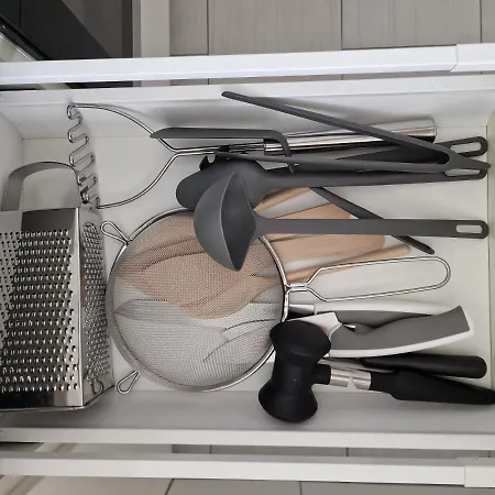 --- --- Przy Ul Rakowieckiej