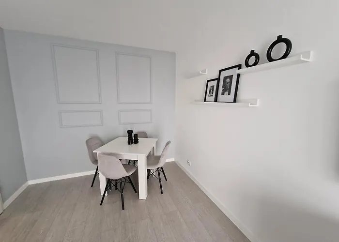 Apartment --- --- Przy Ul Rakowieckiej